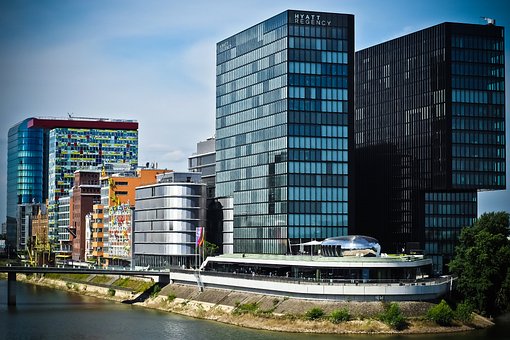 AIoT技术赋能楼宇自控系统，开启好色先生视频建筑新生态